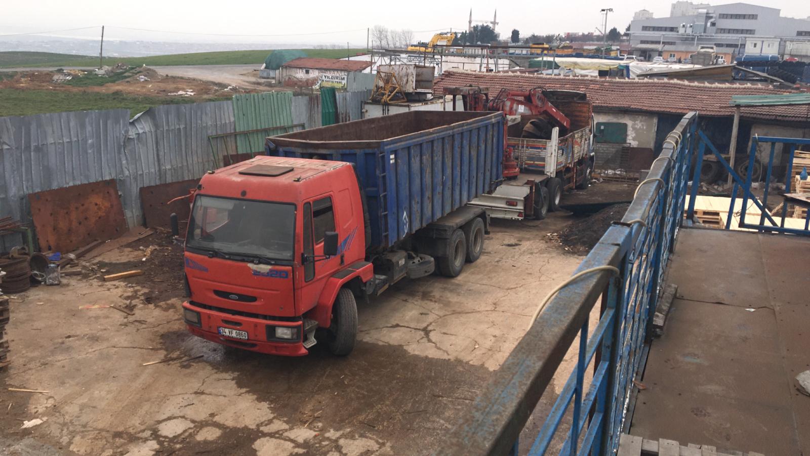 Yakuplu Hurda Alan-0 532 261 13 06-Karataş Geri Dönüşüm-İstanbul Tonajlı Hurda Demir-Bakır-Paslanmaz-Talaş-Kablo-Alüminyum-Sarı-Bakır Alan