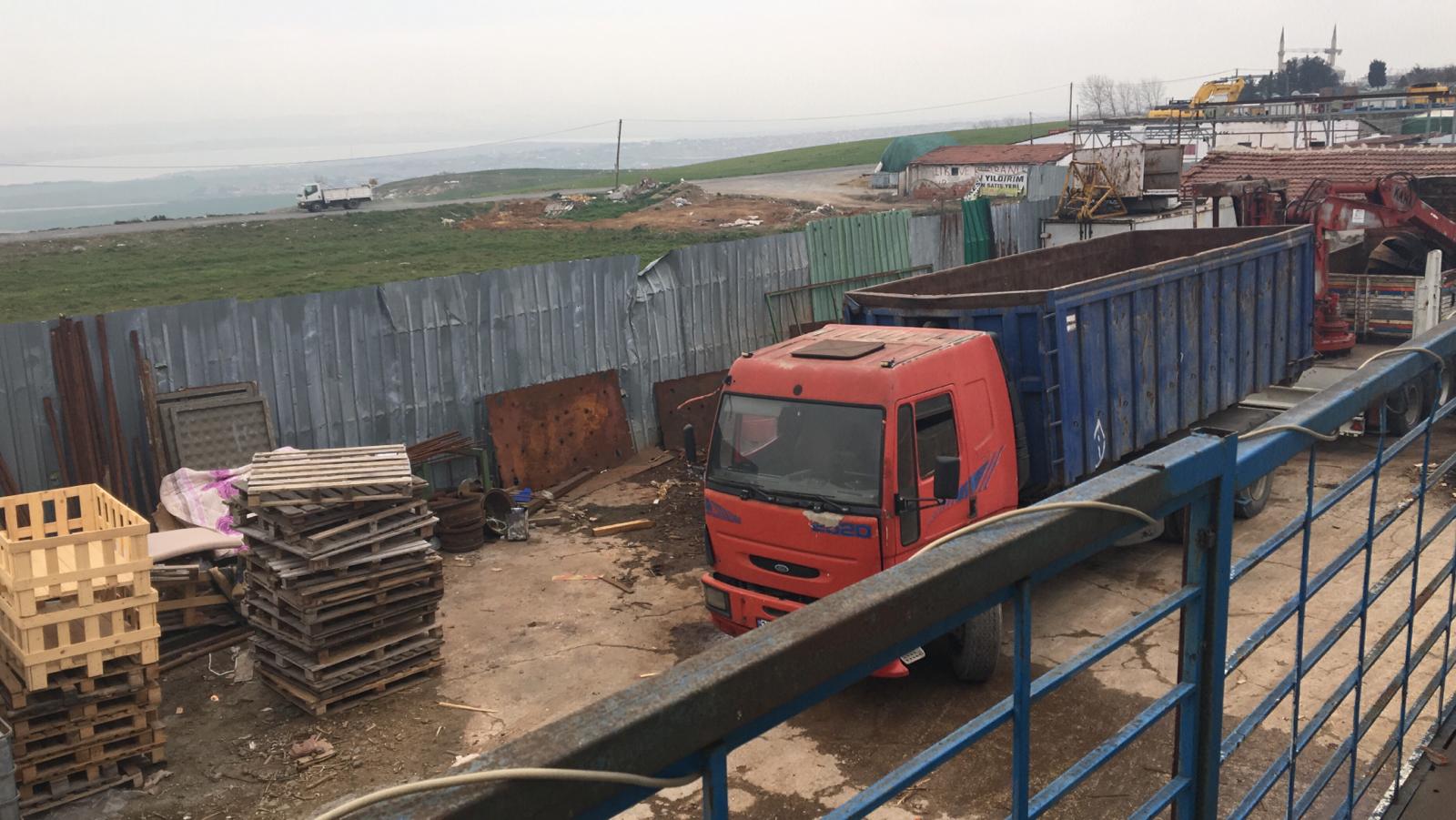 Esenler Hurda Alan-0 532 261 13 06-Karataş Geri Dönüşüm-İstanbul Tonajlı Hurda Demir-Bakır-Paslanmaz-Talaş-Kablo-Alüminyum-Sarı-Bakır Alan